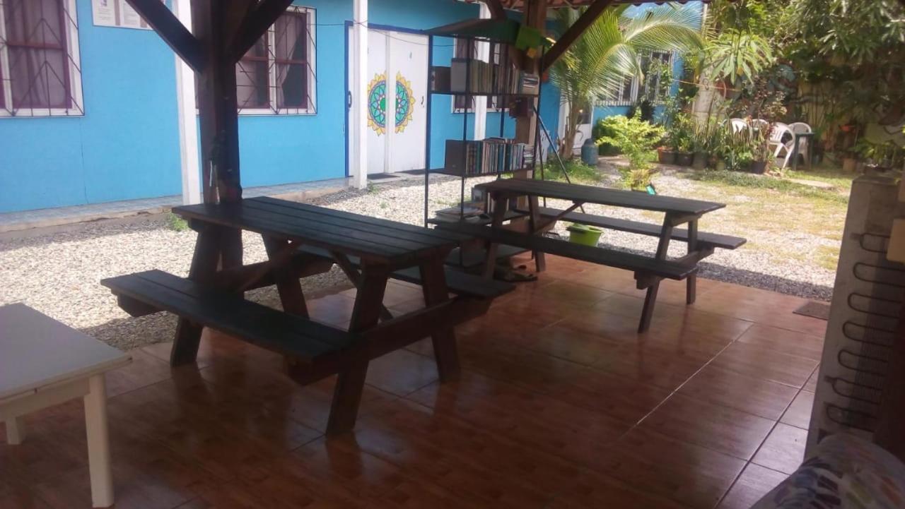 Hotel One Love Puerto Viejo Puerto Viejo de Talamanca Екстер'єр фото