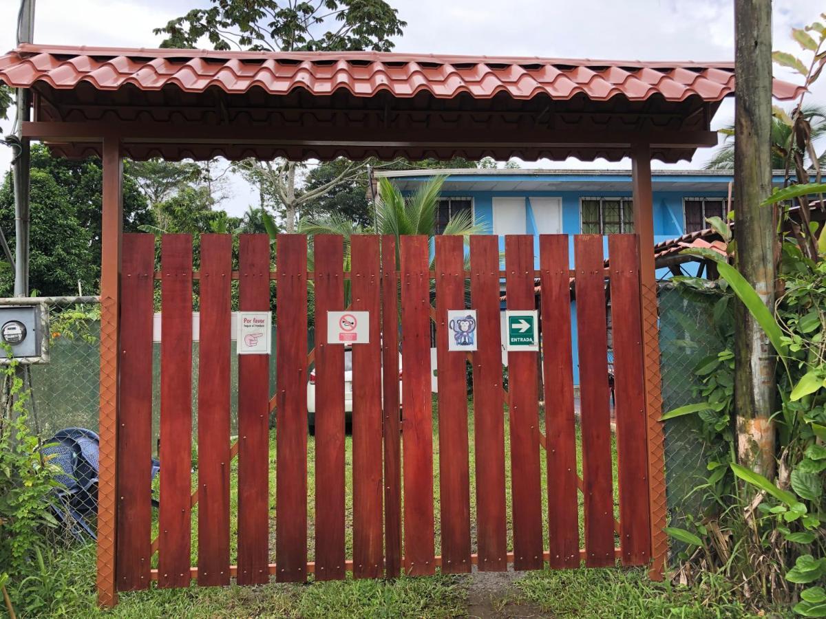 Hotel One Love Puerto Viejo Puerto Viejo de Talamanca Екстер'єр фото