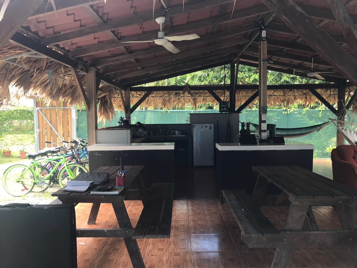 Hotel One Love Puerto Viejo Puerto Viejo de Talamanca Екстер'єр фото